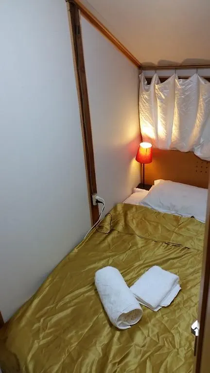 فندق أوساكافي  Ninja House 0*, أوساكا اليابان